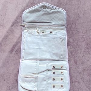 Rownyeon Jewelry Organizer for Rings, Necklaces, Bracelets, Watches, Earrings.